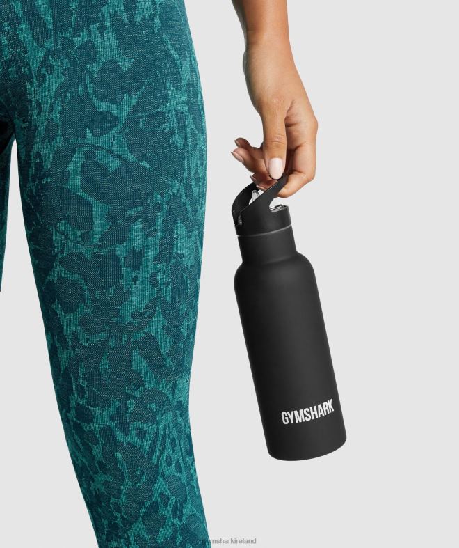 Unisex Flip Straw Water Bottle 8004D1115 Gymshark Black