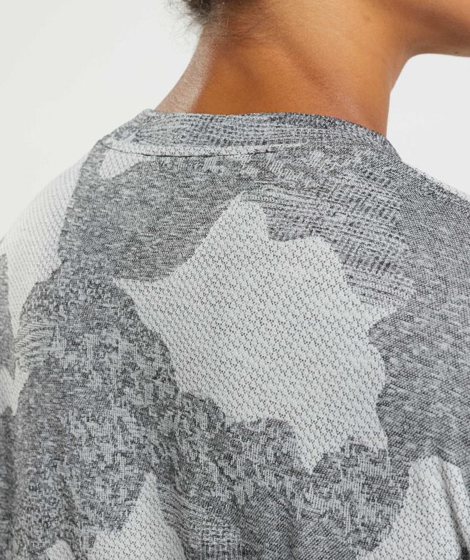 Women Adapt Camo Seamless Long Sleeve Top 8004D465 Gymshark Light Grey/Black
