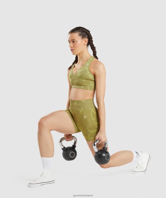 Women Adapt Camo Seamless Shorts 8004D78 Gymshark Savanna | Griffin Green