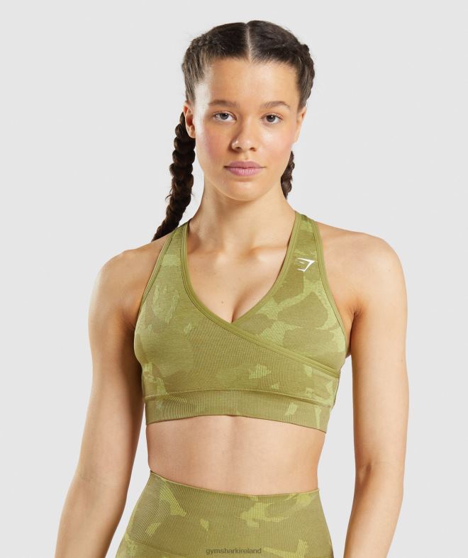 Women Adapt Camo Seamless Sports Bra 8004D193 Gymshark Savanna | Griffin Green